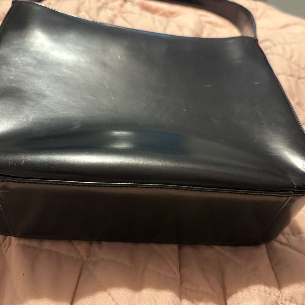 X SOLD X GUCCI - Authentic Soho vintage black patent leather shoulder bag - Picture 5 of 14